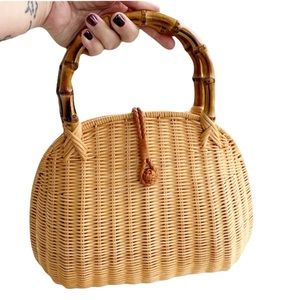 J. McLaughlin Aria Wicker Purse Tan Bamboo Handles OS Natural Color Chic